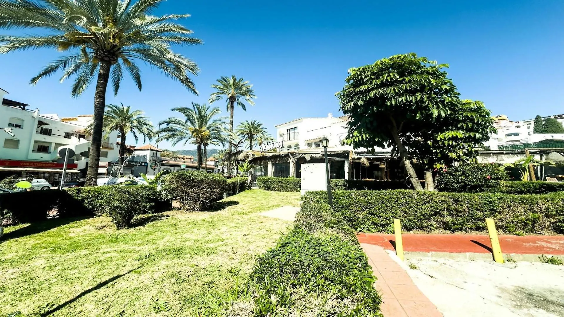 Apartment La Perla Beach & Pool Benalmadena