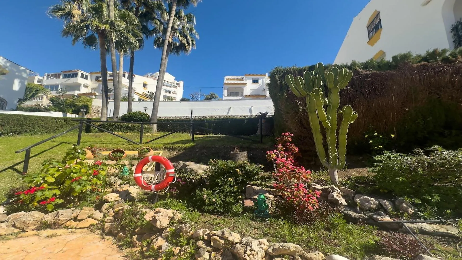 La Perla Beach & Pool Benalmadena